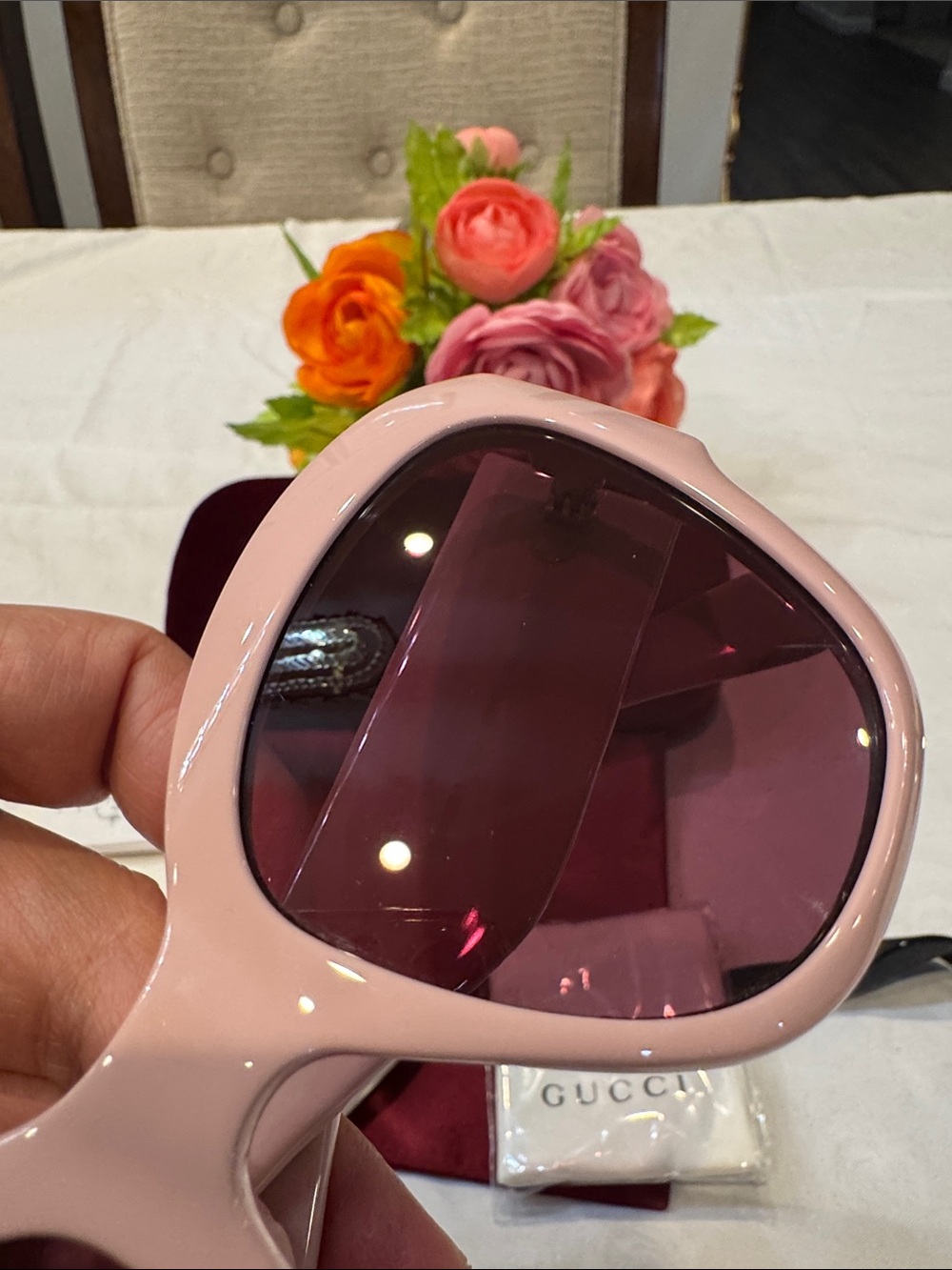 Authentic Gucci Light Pink GG Logo Chunky Frame Sunglasses - Picture 5 of 13